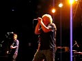 Robert Pollard - Fairly Blacking Out (live)