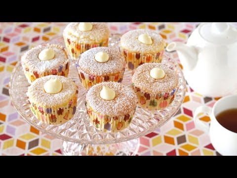 Chiffon - Moist and fluffy cupcakes with custard whipped cream filling. I received a lot of requests for Hokkaido Chiffon Cupcakes (北海道牛奶蛋糕). However it is NOT a Japan...