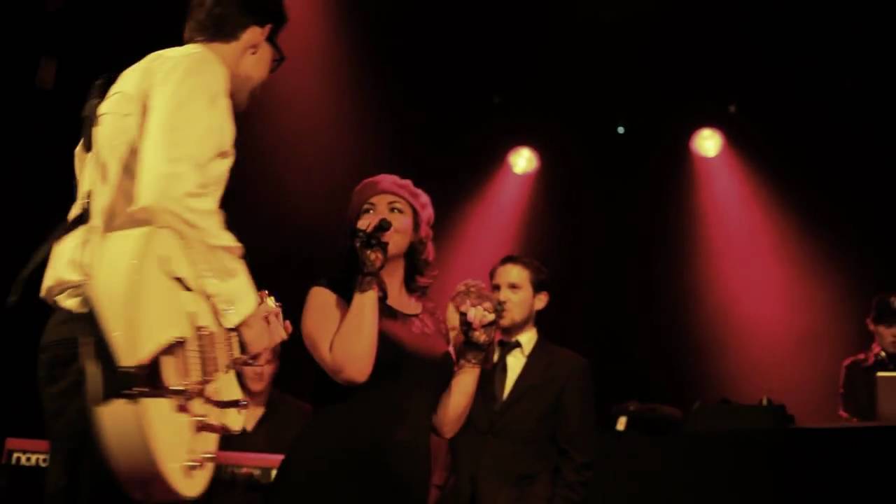 Clubtour Caro Emerald – Absolutely Me