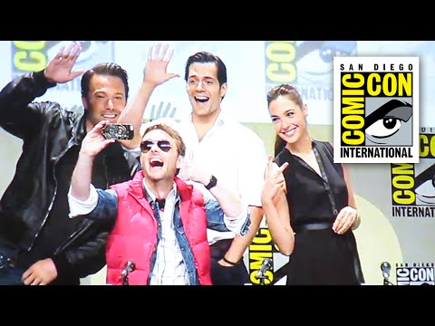 Ben - Batman vs Superman Comic Con 2014 Panel. Henry Cavill Superman, Ben Affleck Batman and Gal Gadot Wonder Woman first look and trailer reveal ▻ http://bit.ly/AwesomeSubscribe The Hobbit Comic...