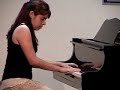 Aqui salgo tocando en un recital en el año 2006, tenia 16 años, tengo algunos errores pero de ellos se aprende =).