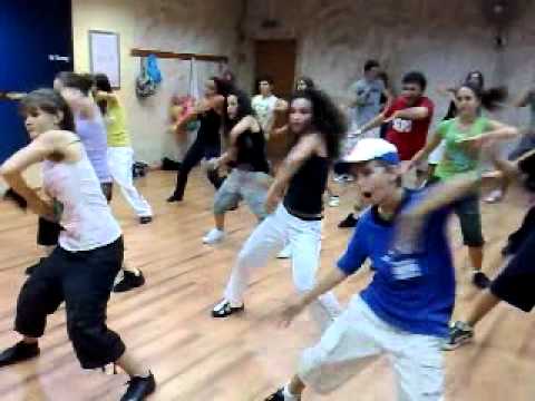 israeli hiphop 2009 - אימון סאנרייז בשנת 2009 הצטרפו לחברים שלנו בפייסבוק http://www.facebook.com/sunrise.danstudio.