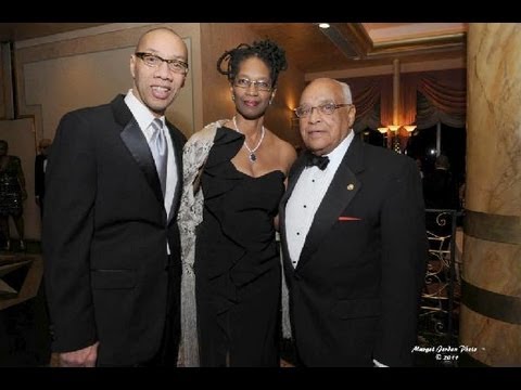 how to define upper class