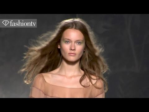 MODEL TALKS - http://youtube/FashionTV MILAN - Monika