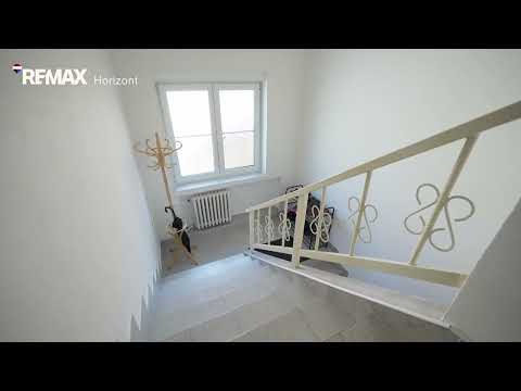 Video Vrané nad Vltavou: Hi-tech domov 163 m² s vlastním wellness a duší venkova