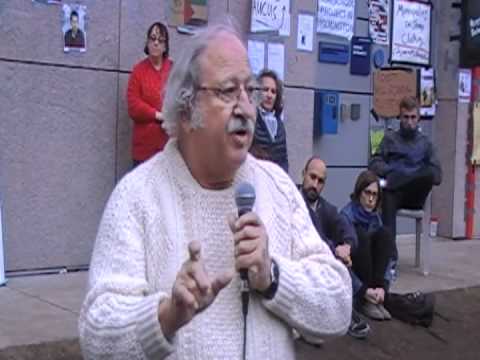 Newsparticipation - Harvard Professor Marshall Ganz talks to Occupy Boston protesters on various issues during an Occupy Boston teach in.