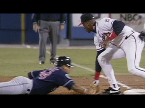 Video: 1995 WS Gm2: Javy Lopez picks off Manny Ramirez at first base