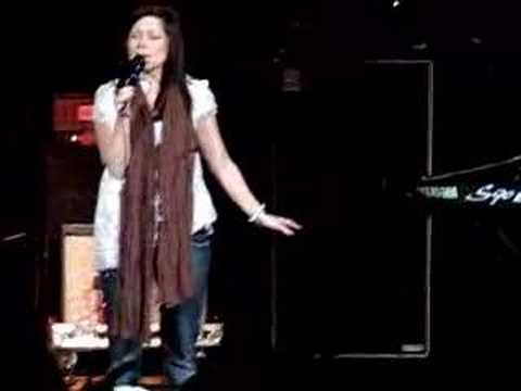 Here I am to Worship - Kari Jobe - En Vivo