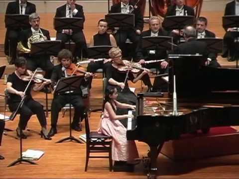 Aika Dan   Chopin Piano Concerto No. 2  Op. 21   2nd mov.  Larghetto