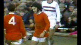 George Best erzielt sechs Tore in einem Spiel