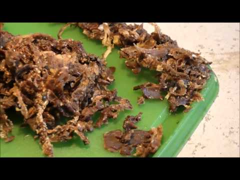 how to harvest propolis