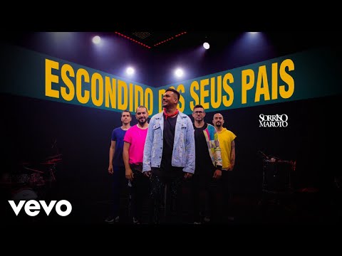 Sorriso Maroto Escondido Dos Seus Pais Ao Vivo
