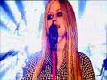 Avril Lavigne - Everything Back But You - Live in T4