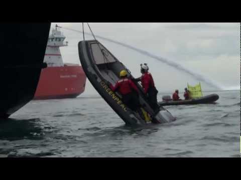 greenpeaceupdate - Greenpeace International activists continued their peaceful protest against Gazprom's Arctic drilling platform Prirazlomnaya into a fifth day. Two activists ...