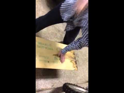 how to break knuckles