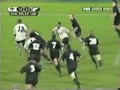 Calcio e rugby azioni spettacolari:]