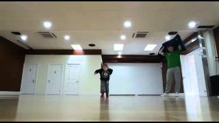 Mia – training with Will