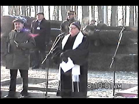 Cantor Wisnia honored at commemoration