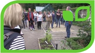 Führung mit dem Schweizer Obstzüchter Markus Kobelt durch den Lubera-Mundraubgarten: Buchserli