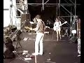 Dean & Britta perform Galaxie 500