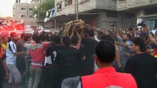 استهداف مخيم يبنا في رفح جنوب قطاع غزة بالقرب من الحدود المصرية استهداف مخيم يبنا في رفح جنوب قطاع غزة بالقرب من الحدود المصرية