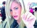 DOING MY THING AT THE APPLE STORE! DANCING!