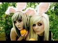 videos de Jac Vanek, Audrey Kitching and Hanna Beth