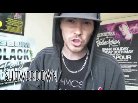 vapour - VAPOUR FROM LONDON GIVES YOU HIS SHOWERDOWN.