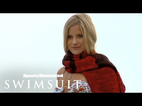 Olympic Snowboarder Cutie Hannah Teter Takes Snow Plunge In Bikini