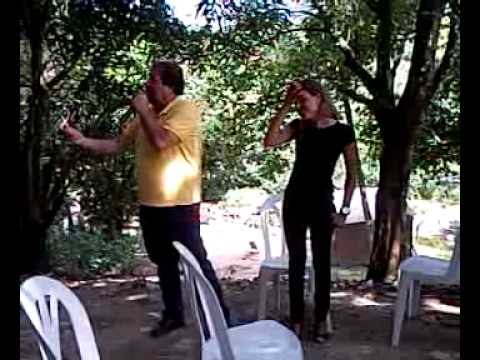 65456 - Em reunião com os moradores da Base Rural de Olinda, o prefeito Renildo 65 defendeu a candidatura de Fabiola Vasconcelos para ocupar e renovar a Câmara de Ve...