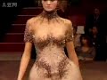 Alexander McQueen SS07 Part 2 Alexander McQueen SS07 Part 2