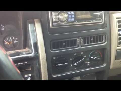 How To Remove the Stereo of a 1993-1995 Jeep Grand Cherokee