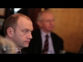 dans le cadre des petits d�jeuners de la lettre de l'assurance, claude all�gre, ancien ministre de l'�ducation nationale, de la recherche et de la technologie de 1997 � 2000, revient dans un entretien vid�o exceptionnel sur son id�e d'union nationale comme solution de sortie de crise. il �voque �galement sa vision du monde politique et son ressentiment sur les des deux principaux candidats � l'�lection pr�sidentielle, fran�ois hollande et nicolas sarkozy.