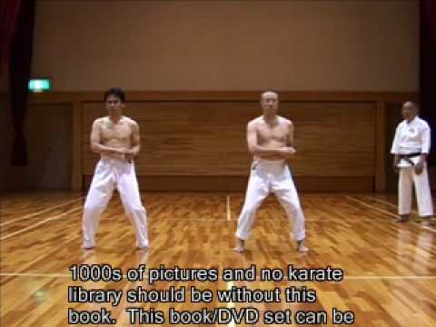 Tadahiko大塚のGOJU-流沖縄の空手カタ#8