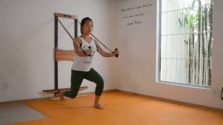 Lunge com Fortalecimento de Membros Superiores na Prancha de Molas