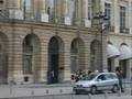 clip video Pierpoljak N� dans les rues de paris