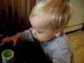 videos de Ben loves yogurt.  Do you?