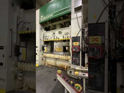 1990 KOMATSU E2G-300U Straight Side Mechanical Stamping Presses | Rygate LLC (2)