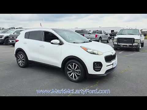 Used 2017 Snow White Pearl KIA EX FWD image 1