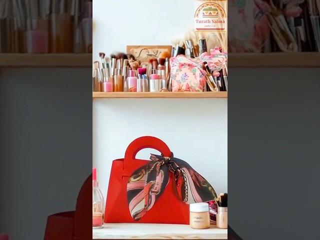 حقيبة يد صغيرة