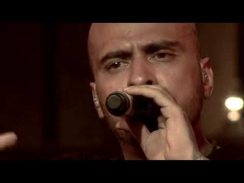 Videoclip de El Arte del Engaño (En Vivo) — Cartel De Santa