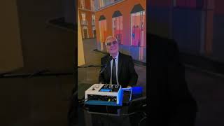 Costanzo Pianobar video preview