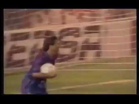 Hristo Stoichkov (Barcelona) - 07/09/1991 - Sevilla 4x2 Barcelona - 1 gol