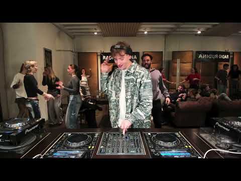 Skabe | Radio Rudina