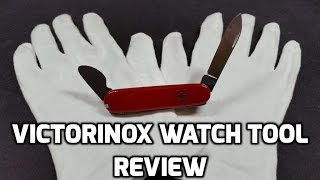 Victorinox Watch Opener Red (0.2102) - відео 3