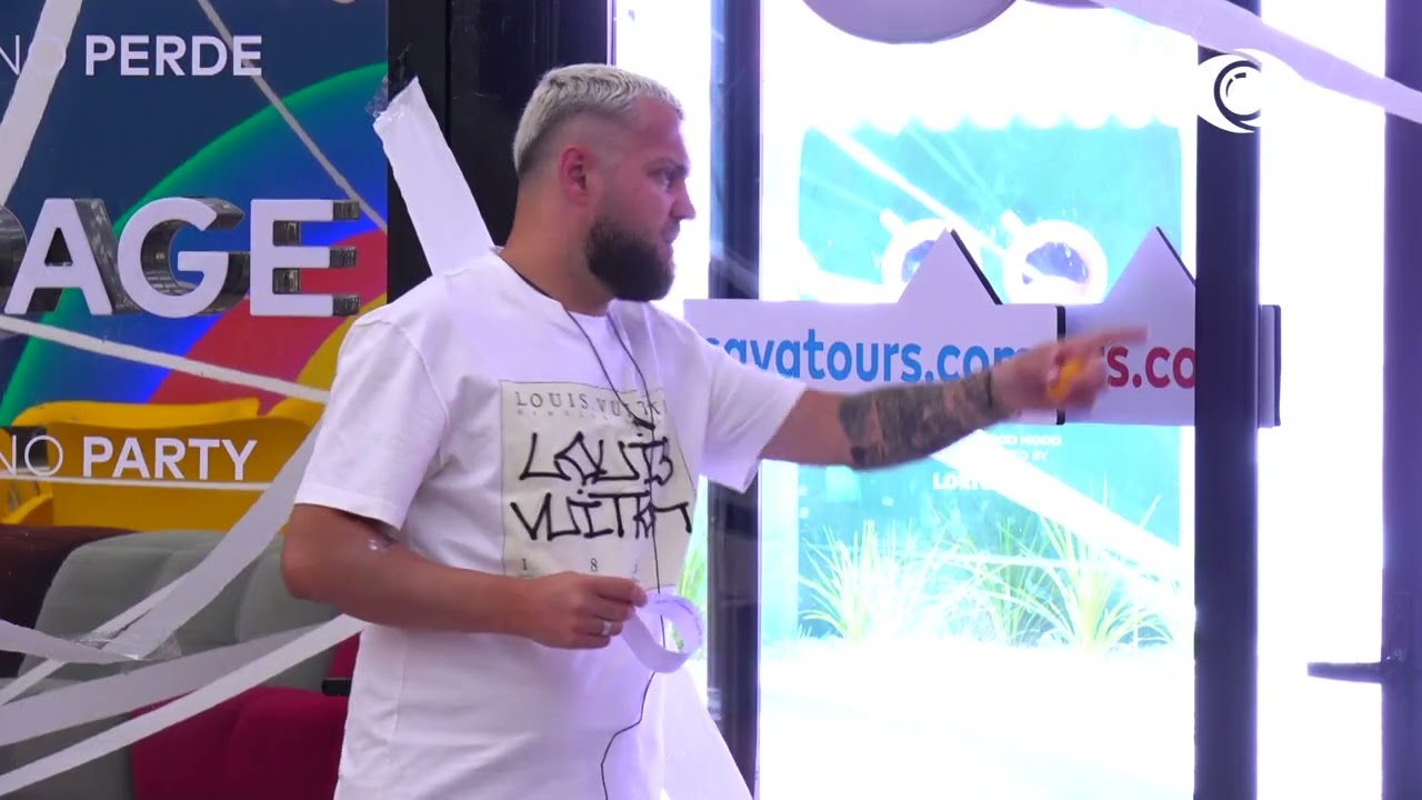 Luizi zgjedh tjetër dënim: Duhet të rrijë kapur për dore me një banor për 1 orë