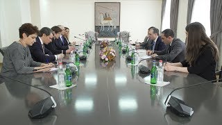 Министр ИД Зограб Мнацаканян принял заместителя руководителя Программы развития ООН в Армении