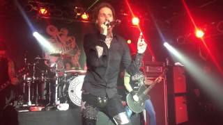 Buckcherry bring it on back live