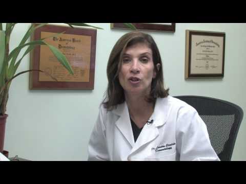 Skin care advice: how does benzoyl peroxide work?