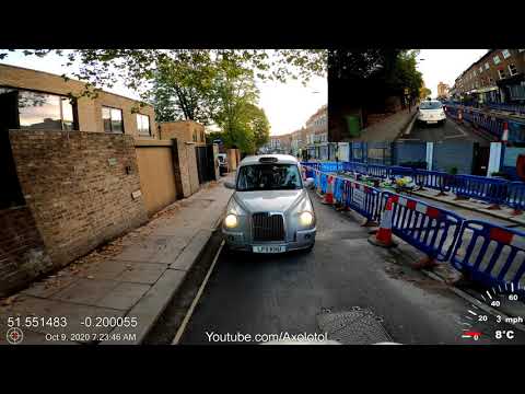 LP11KHU Taxi ignored the traffic signal at road works site and got Gandalfed. no no no no no go back